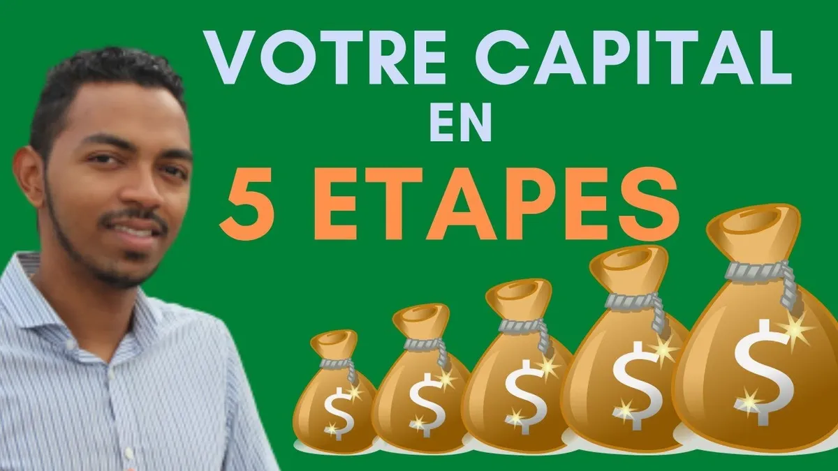 Bureau avec calculatrice, dossier de regroupement de crédits ouvert et tableau de mensualités annoté